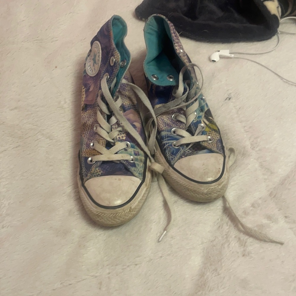 Converse